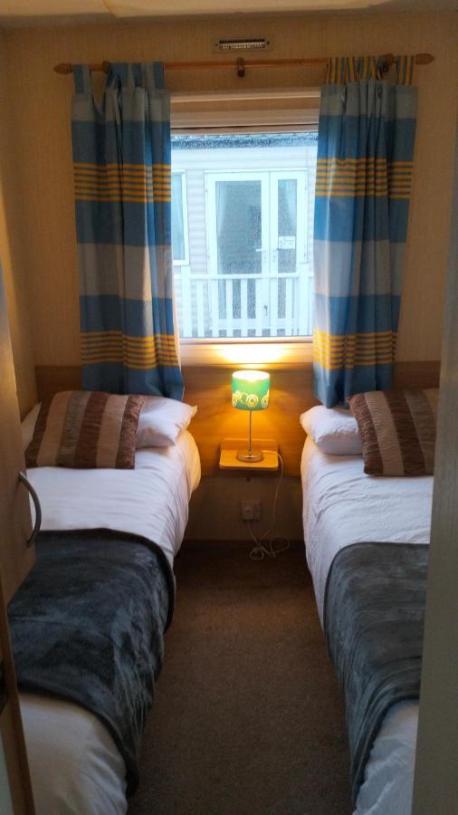 Seascape - Blue Dolphin Holiday Park Gristhorpe 外观 照片